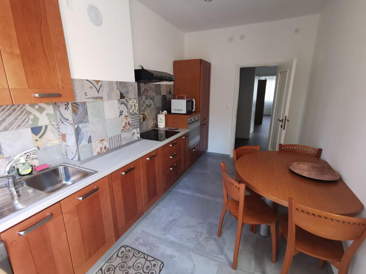 Terra Di Mezzo Lägenhet Gorizia Exteriör bild